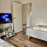 Modern Spacious Family Retreat Garden ヴィラ