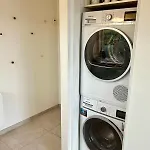 ヴィラ Modern Spacious Family Retreat Garden