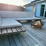 Modern Spacious Family Retreat Garden オーデンセ